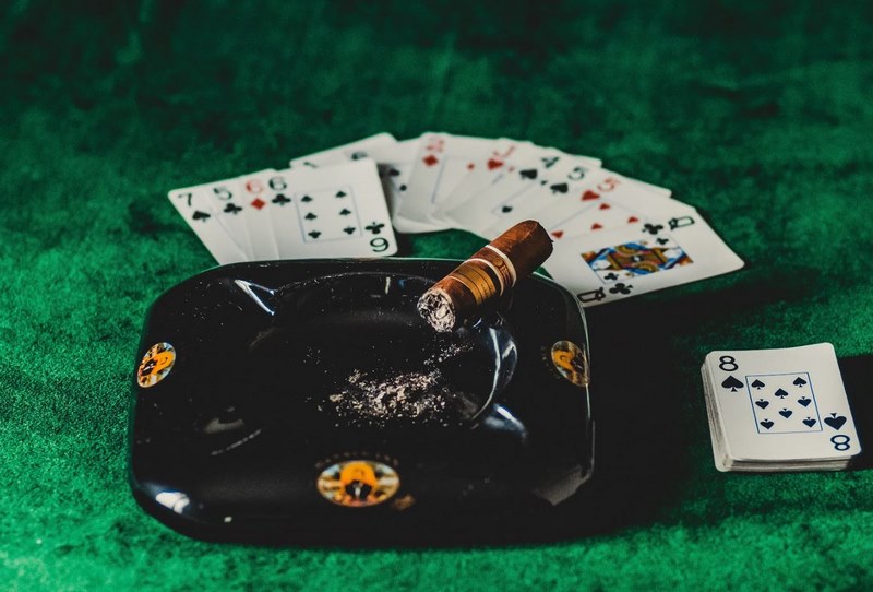 Poker với lối chơi thú vị và cực “cuốn”