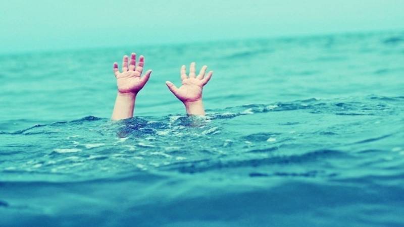 Chiêm bao thấy trẻ em chết đuối