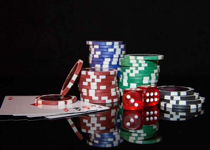 Cách chơi Poker cực kỳ dễ hiểu